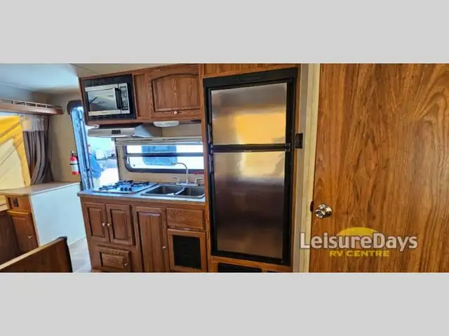 2013 Forest River RV Rockwood Roo 183 in Travel Trailers & Campers in Ottawa - Image 10