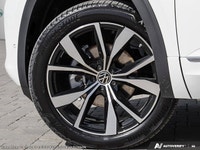 The 2026 Volkswagen Atlas Execline is a flagship three-row SUV designed to deliver premium comfort,... (image 7)