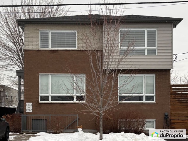 $599,900 - Townhouse for sale in Longueuil (Vieux-Longueuil) — photo 2