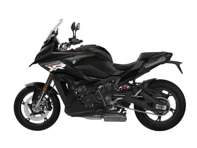 2026 BMW S 1000 XR 1000 XR Blackstorm Metallic 2 in Street, Cruisers & Choppers in Calgary - Image 2