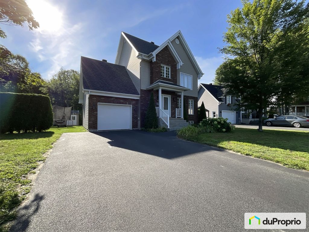 $595,000 - 2 Storey for sale in Sorel-Tracy — photo 2