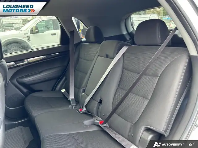 2014 KIA Sorento LX in Cars & Trucks in Mission - Image 21