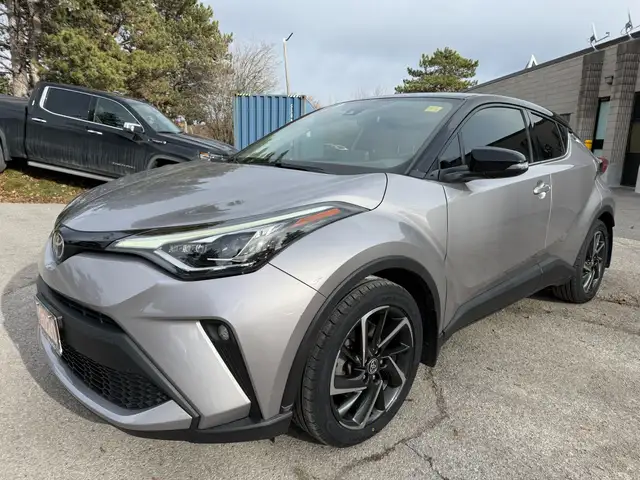 2020 Toyota C-HR Limited LIMITED| NO ACCIDENTS| LOW KM in Cars & Trucks in Markham / York Region - Image 2