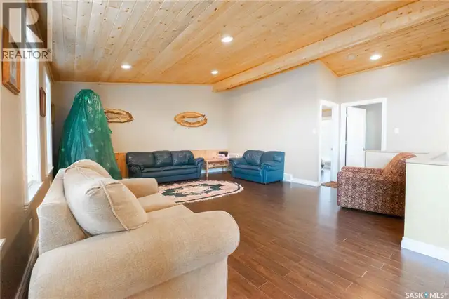 49 Taylor STREET Katepwa Beach, Saskatchewan in Houses for Sale in Regina - Image 24