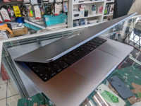 Apple Macbook Air 13.3" with 1 Year Store Warranty. 8GB RAM, 256
