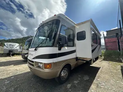 Welcome to Rock Island RV ONLY 59,000 KMS, FULL WINTER PACKAGE, DUAL AC UNITS, 3 TVS. TONS OF STORAG...