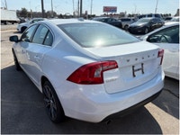 NO ACCIDENTS!! T6 MODEL! ALL WHEEL DRIVE! ALLOY WHEELS, POWER SUNROOF, LEATHER INTERIOR, HEATED SEAT... (image 4)