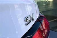 . . . . 1.6 L 4 Cyl Engine Vehicle Options: Sunroof, Apple Or Android Auto, Rear Back Up Camera, Tou... (image 7)