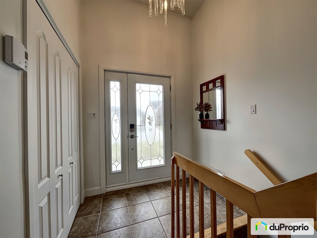 $549,900 - Bungalow in Drummondville (St-Charles-De-Drummond) — photo 3