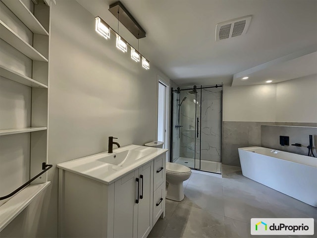 $334,000 - Condominium for sale in Candiac — photo 2