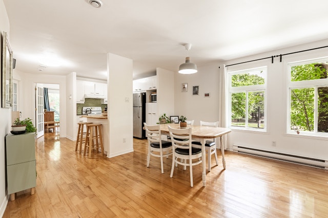 Superbe condo baigné de lumière au cœur du Plateau Mont-Royal — photo 2