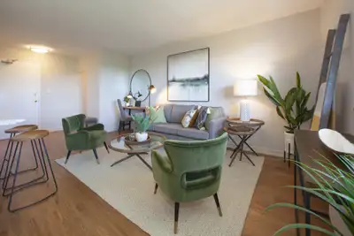 Bachelor for Rent in the Heart of Downtown Oakville!, View more