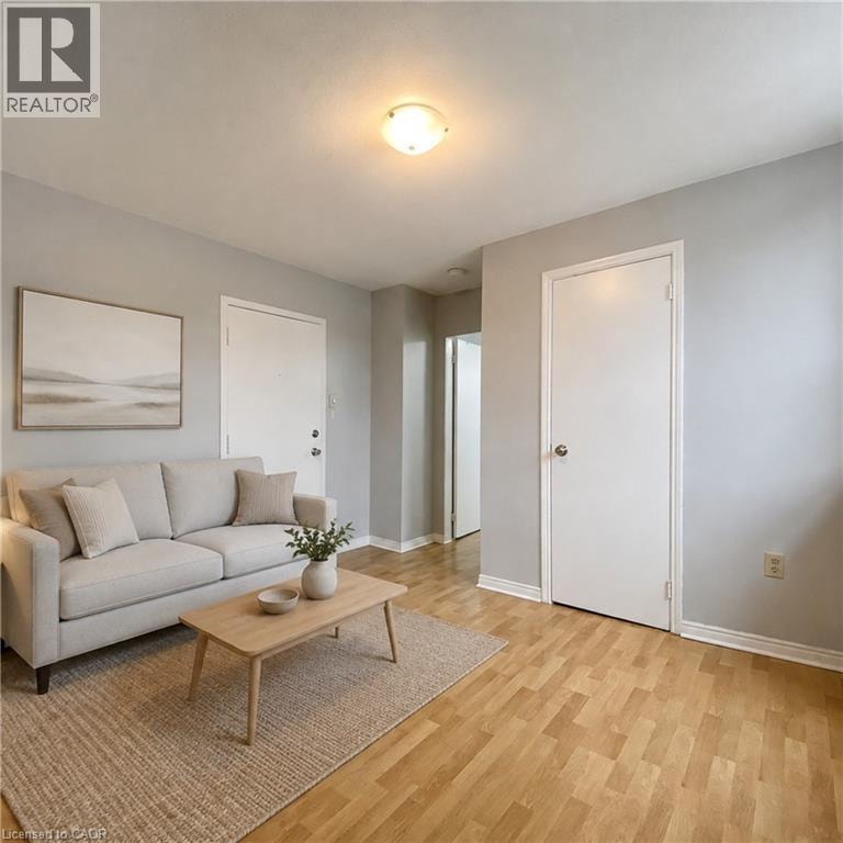 426 CLARENCE Street Unit# 5 London, Ontario 4