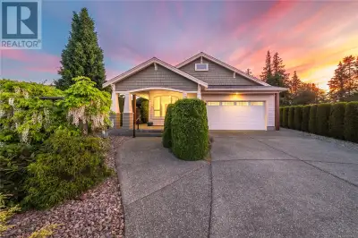 Tucked away on a quiet no-thru road, 1441 Sumar Lane is one of the area’s best-kept secrets. This be...