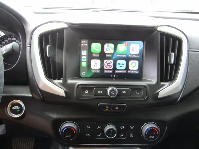 2023 GMC Terrain AWD SLE Carplay | Navi | B.Camera | New Tires | in Cars & Trucks in Calgary - Image 21