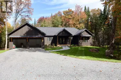 Stunning New Build in Utterson 4 Bed, 3 Bath with rustic charm. Welcome to your dream home nestled i...