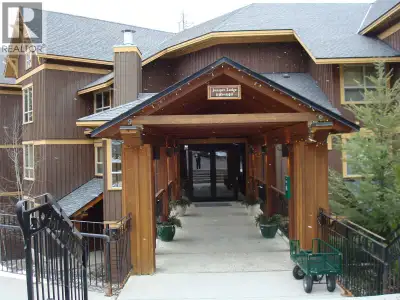 Timberline Juniper Lodge Fractional Ownership - 2-bedroom, 2-bathroom top-floor suite facing the ski...