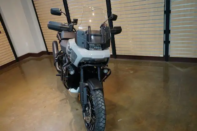 2025 Harley-Davidson RA1250S - Pan America 1250 Special in Sport Touring in Lethbridge - Image 10