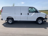 AMVIC Licensed Dealer The 2025 Chevrolet Express Cargo Van is a reliable workhorse, purpose-built to... (image 8)