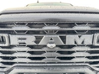 This 2026 RAM 3500 TRADESMAN CREW CAB 4X4 has the following options Cloth 40/20/40 Bench Seat, 12.0... (image 9)