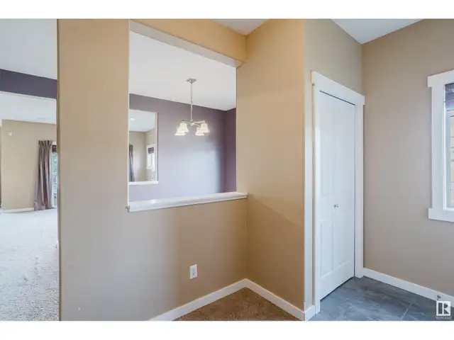1206 37 AV NW Edmonton, Alberta62864393724545124