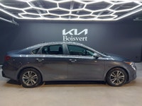 KIA FORTE EX 2023 MOTEUR 4 CYLINDRES ÉCONOMIQUE ET FIABLE DE 2,0L TRANSMISSION AUTOMATIQUE PARFAIT P... (image 1)