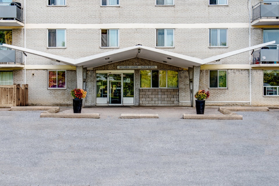 2 & 3 BEDROOM APARTMENTS AVAILABLE IN OSHAWA 2