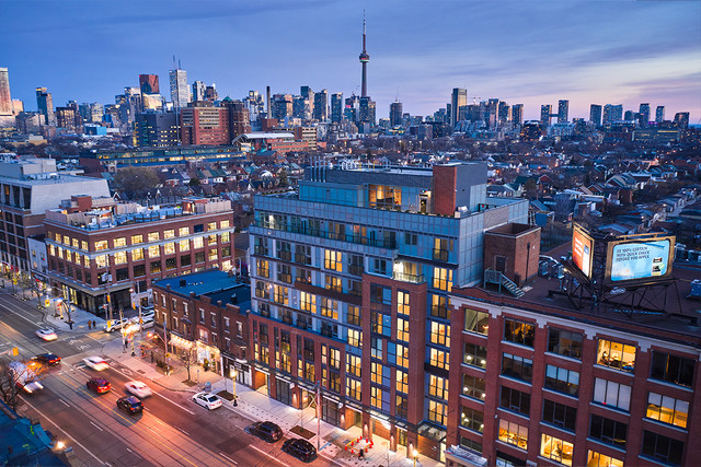 Strada - 2 Bedroom available at 555 College Street, Toronto Apar in Long Term Rentals in City of Toronto - Image 2