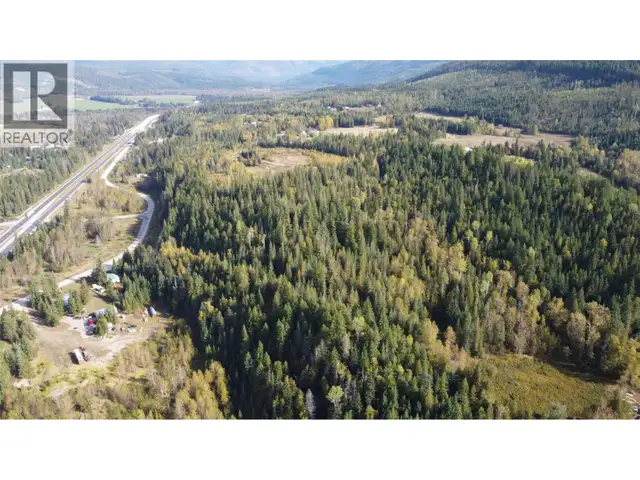 00 Oxbow Frontage Road Malakwa, British Columbia in Land for Sale in Kamloops - Image 5