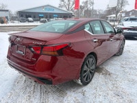 LEATHER, NAVIGATION SYSTEM, BACK-UP CAMERA, HEATED SEATS, SUNROOF/MOONROOF, MEMORY SEATS, WOOD TRIM,... (image 4)