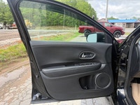 A practical compact SUV with a refined interior, all-wheel-drive capability, and convenient tech fea... (image 6)
