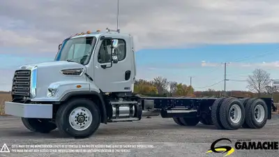 Heavy truck / Camion lourd - # STOCK: PUB-390 2013 FREIGHTLINER 108SD CAMION DE VILLE 2013 FREIGHTLI...