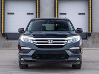 CARGET AUTOMOTIVE is thrilled to offer this 2017 Honda Pilot Touring, a well-equipped midsize SUV of... (image 3)