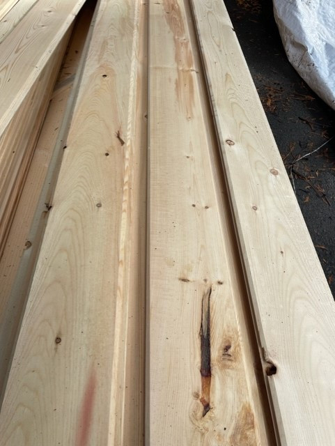 LIFT SALES ON VOLUME AMOUNT 1X6 RETRIM PINE TG V JOINT 378 PCS/8 in Other in Delta/Surrey/Langley