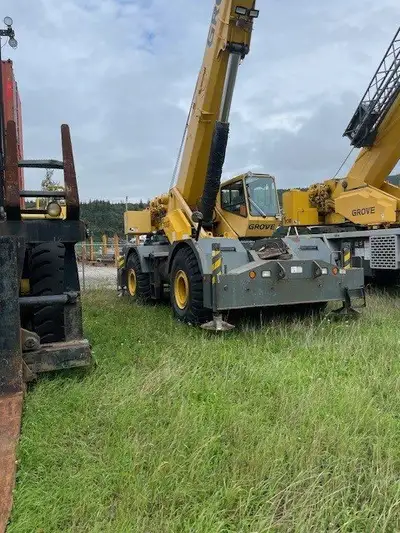 Grove Rt700E Crane 60 Ton Crane More info Coming Powered By TurnkeyWebSolutions.com Grove RT700E . E...