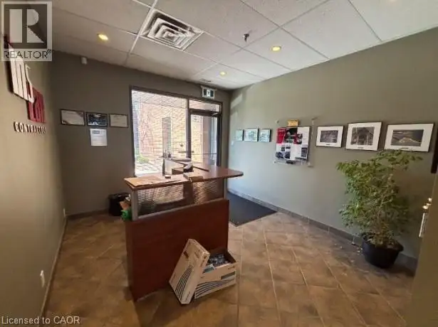 250 WYECROFT Road Unit# 9 Oakville, Ontario in Commercial & Office Space for Rent in Oakville / Halton Region - Image 4