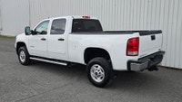 2013 GMC SIERRA 2500 SLE CREW 6.6L 4x4 Livraison partout au Québec possible ** Tous les échanges son... (image 3)