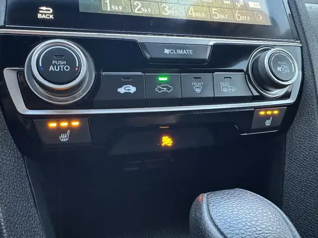 2017 Honda CIVIC642696558730271217