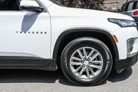 ... Engine: Moteur V6 3.6L L/100Km City: 13.6 L/100Km Hwy: 9.6 (image 6)
