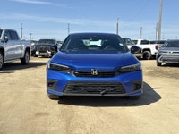 AMVIC Licensed Dealer * Heated Front Seats & Steering Wheel * Rear Vision Camera * Cruise * Remote S... (image 2)