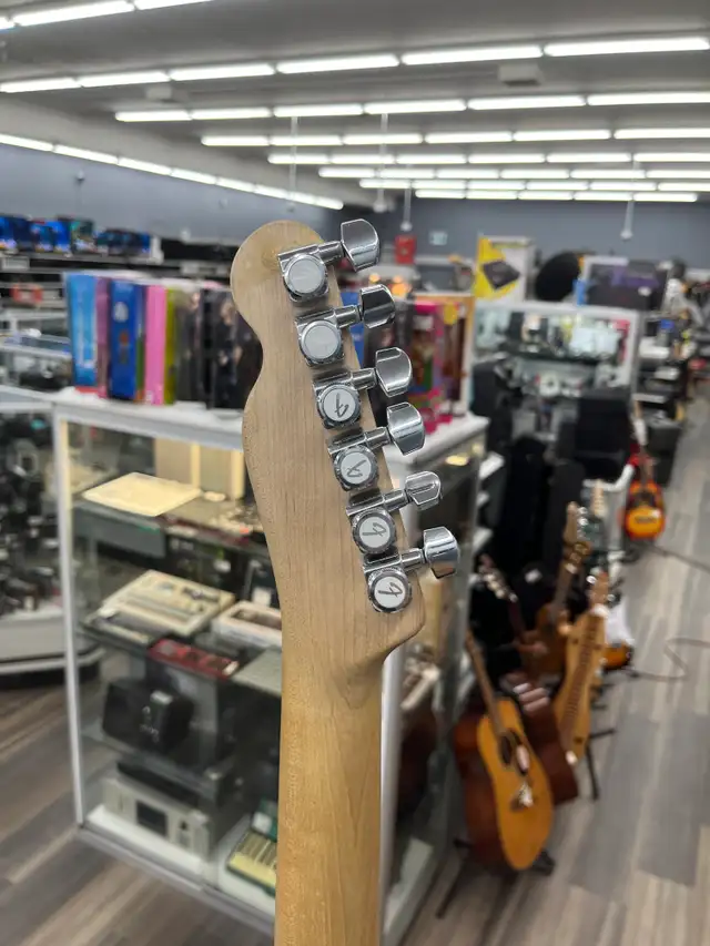 Fender Telecaster Parts Guitar in Guitars in City of Toronto - Image 5
