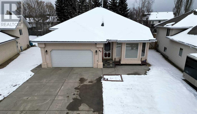 90 Park Drive Whitecourt, Alberta in Houses for Sale in Edmonton - Image 3