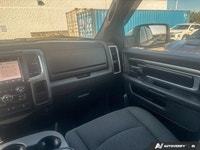 This Ram 1500 Classic delivers a Regular Unleaded V-6 3.6 L/220 engine powering this Automatic trans... (image 7)