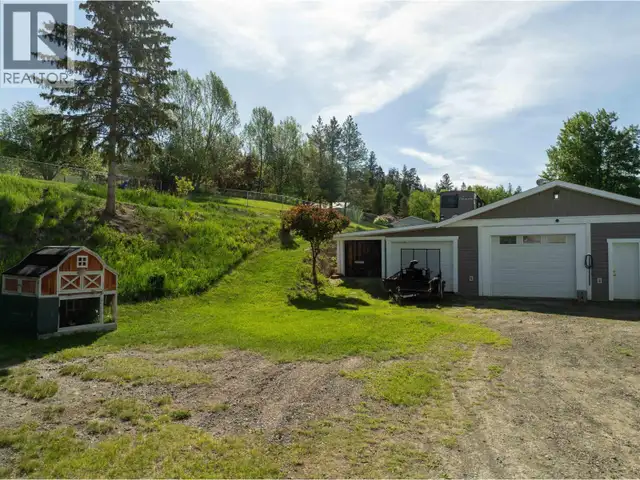 5665 HORSE LAKE ROAD 100 Mile House, British Columbia in Houses for Sale in 100 Mile House - Image 9