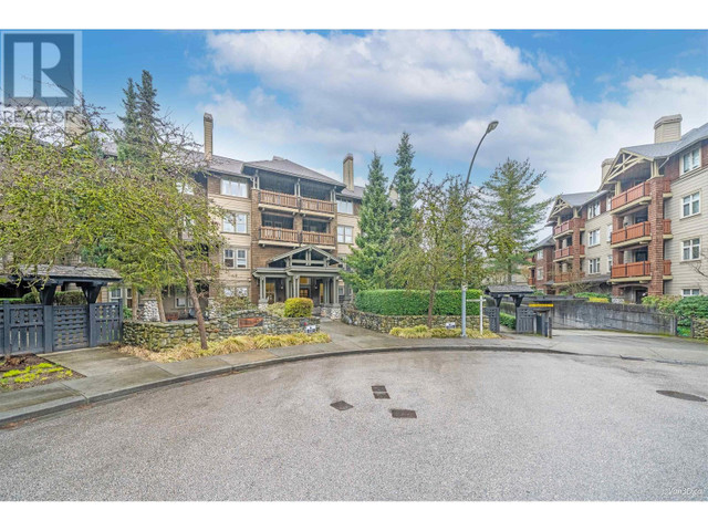 208 15 SMOKEY SMITH PLACE New Westminster, British Columbia in Condos for Sale in Richmond - Image 2