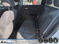 Engine: Moteur à 4 cylindres 1.8L/110CI L/100Km City: 8.3 L/100Km Hwy: 5.5 Safety Equipment Système... (image 7)