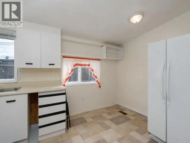 8-7 PROSPECTOR ROAD Whitehorse, Yukon in Houses for Sale in Whitehorse - Image 10