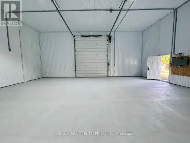 (BARN 2) - 4992 NINTH LINE Erin, Ontario in Commercial & Office Space for Rent in Oakville / Halton Region - Image 6