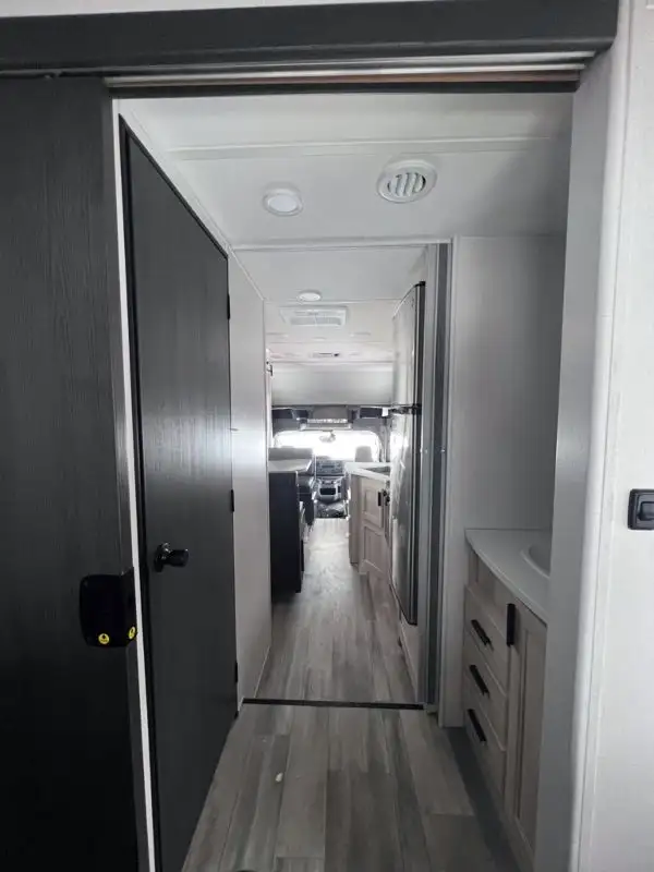 2023 Forester 2501 CD in RVs & Motorhomes in Laval / North Shore - Image 17