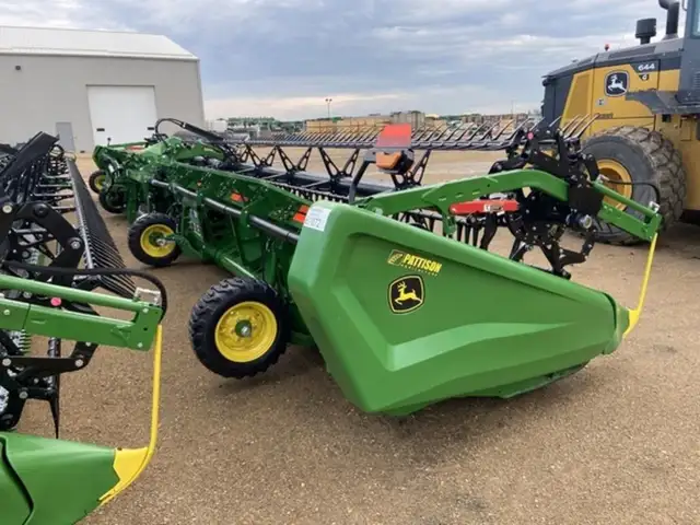 2025 John Deere HDR 50 in Farming Equipment in Swift Current - Image 6